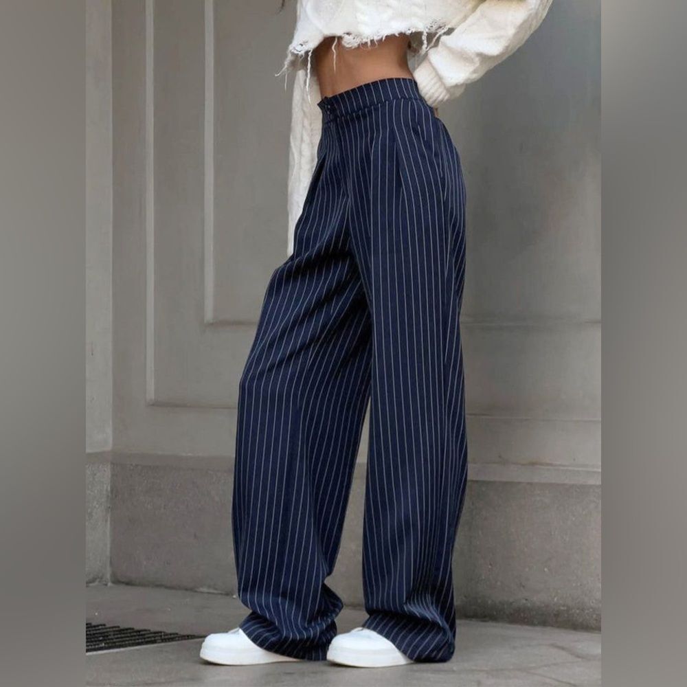 Commense Navy Pinstripe Pleated Wide-Leg Trousers Size Large